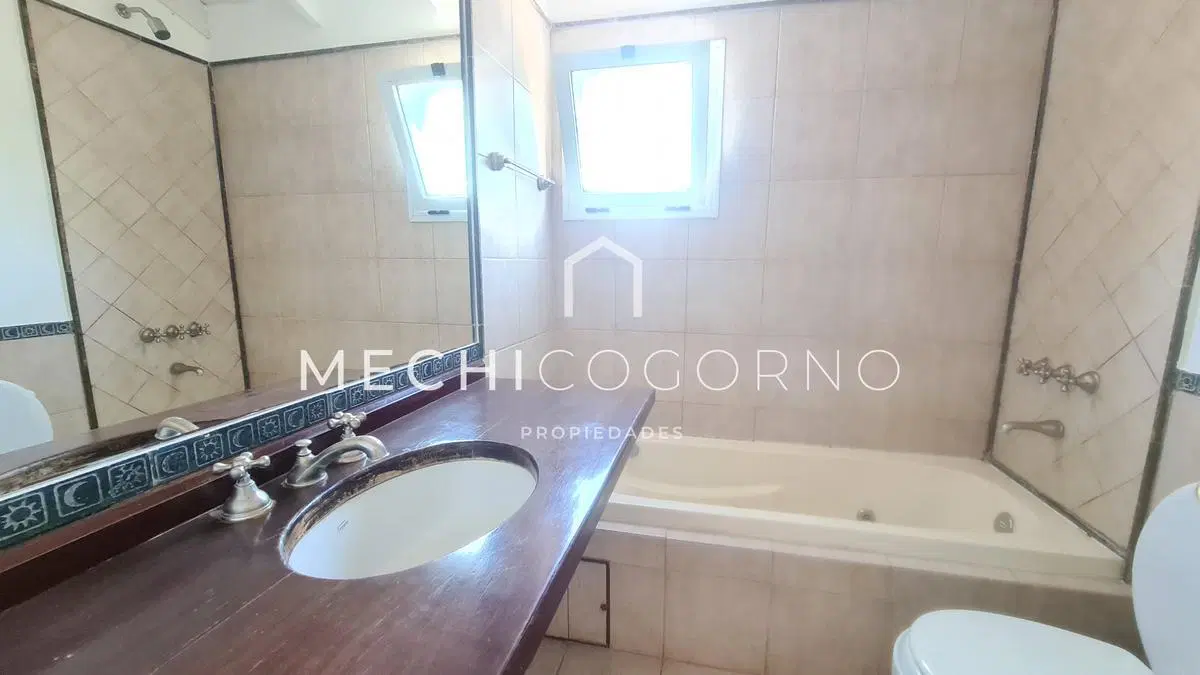 Casa de 4 dormitorios en venta San Isidro Labrador, Villa Nueva 4