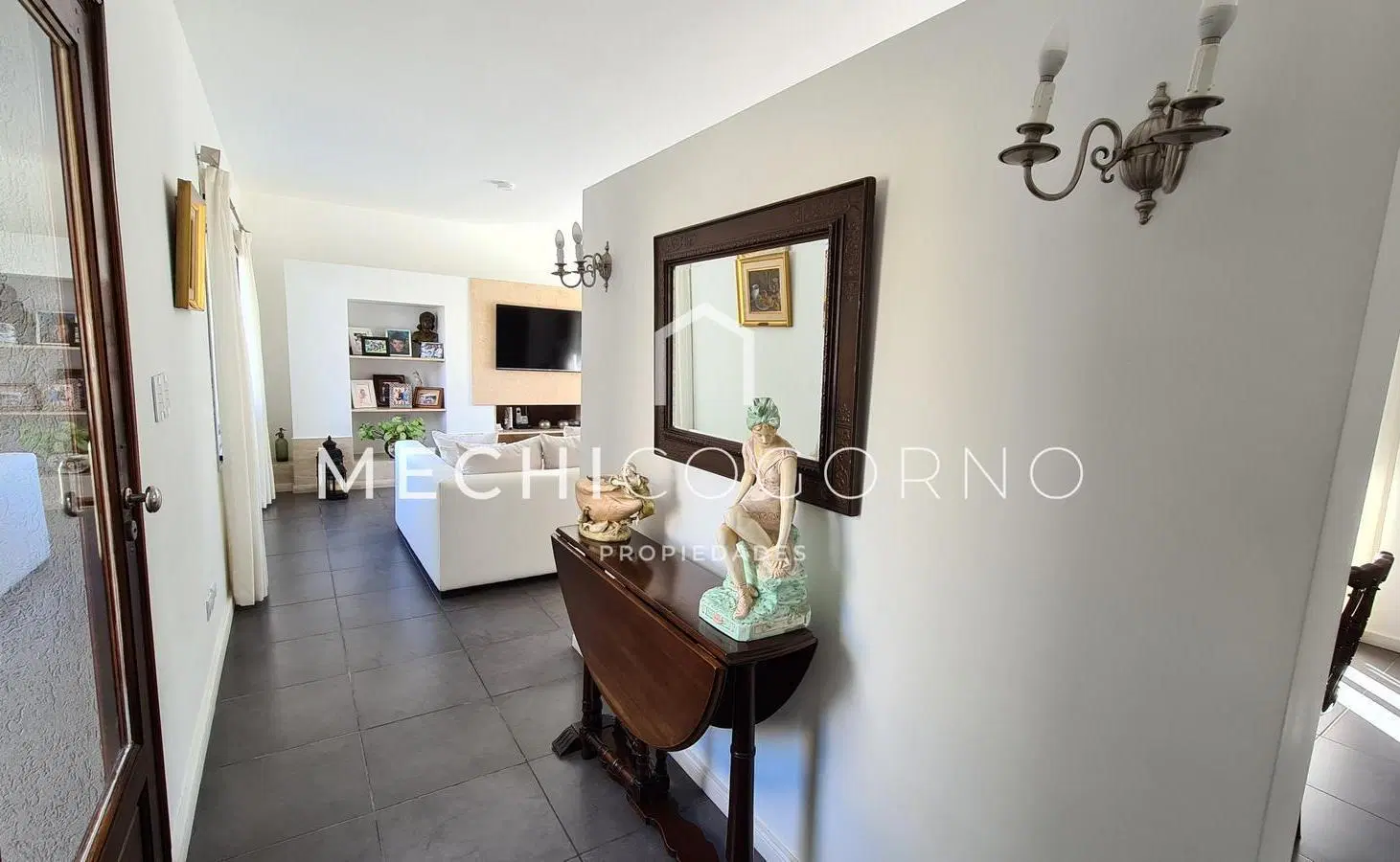 Casa 4 dormitorios en San Isidro Labrador, Villa Nueva 2