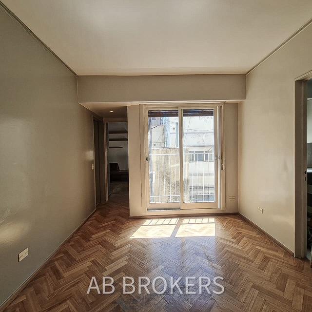 Departamento en Alquiler en Recoleta con espacio guarda coche