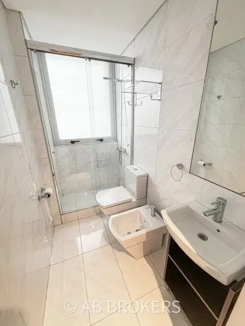 Alquiler 3 ambientes con vista al Rio y cochera- Torre Awwa - Seg 24 hs - full amenities - Olivos 5