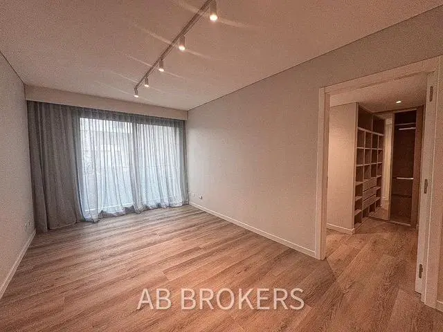 ALQUILER DEPAMPA - Departamento 2 ambientes AMOBLADO CON ESCRITORIO y cochera - Seg 24 hs 2