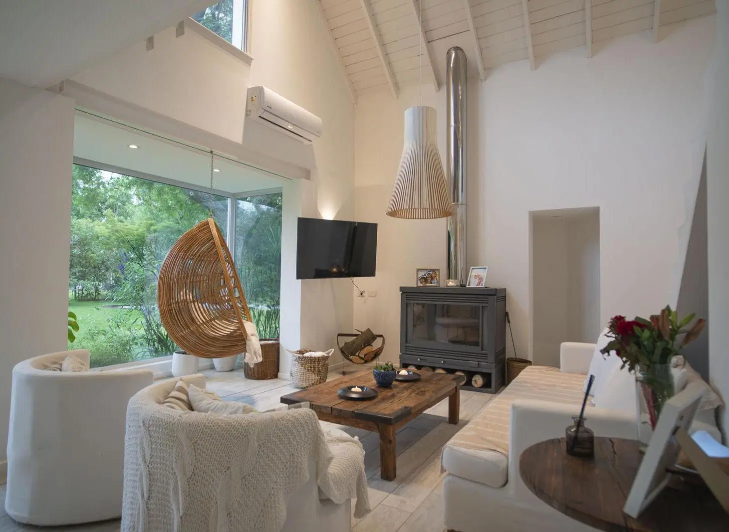 Venta Casa Mayling Pilar con 4 Dormitorios y Pileta 5