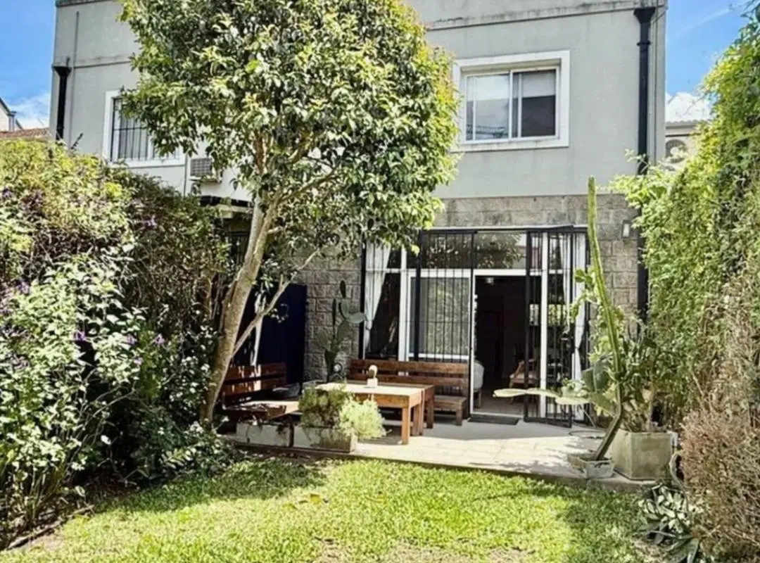 VENTA CASA TRIPLEX CON JARDIN 5 AMBIENTES BECCAR 5