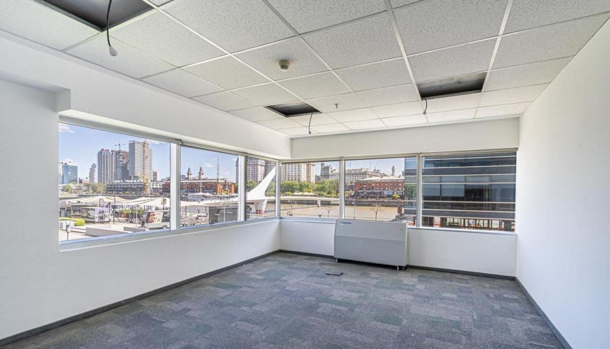 Foto de Venta - Alquiler. Oficinas 89 a 186 m² con luz natural – Manuela Sáenz, imagen 5