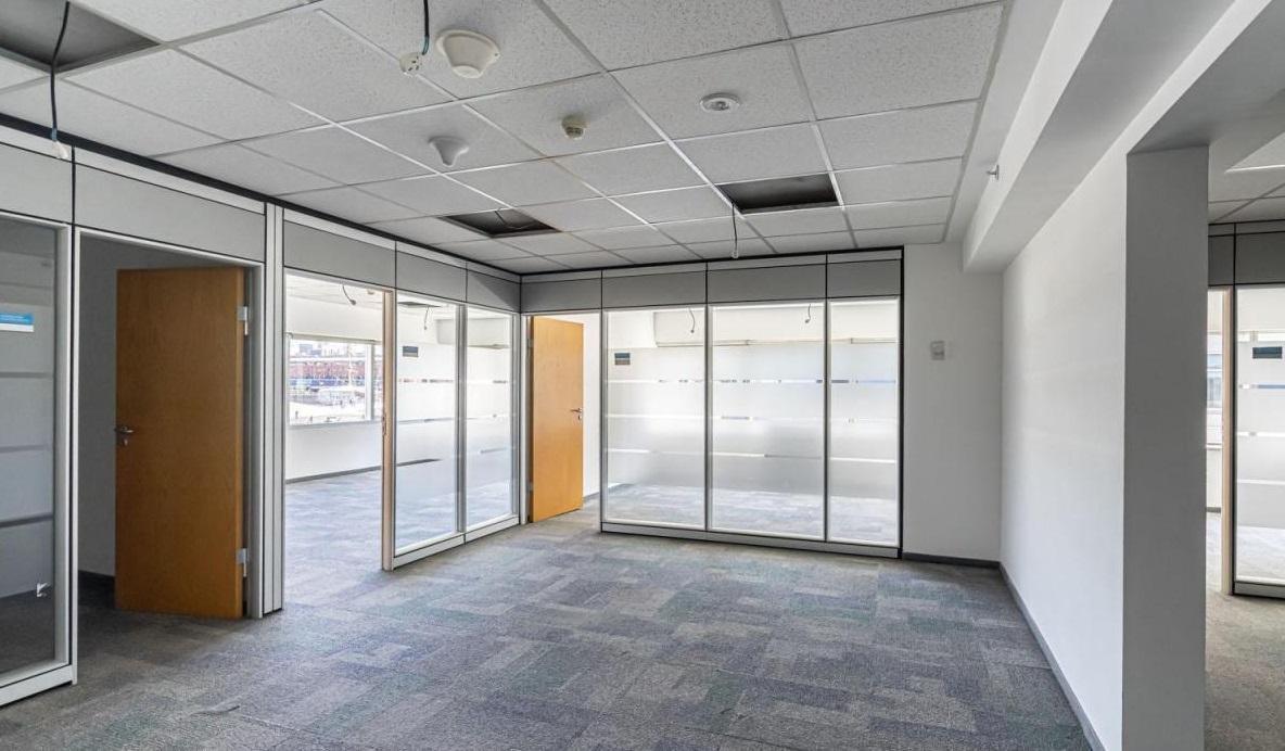 Foto de Venta - Alquiler. Oficinas 89 a 186 m² con luz natural – Manuela Sáenz, imagen 5