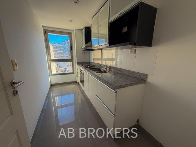 Foto de VENTA EXCELENTE 2 AMBIENTES EN TORRE PREMIUM – RECOLETA | COCHERA |, imagen 1