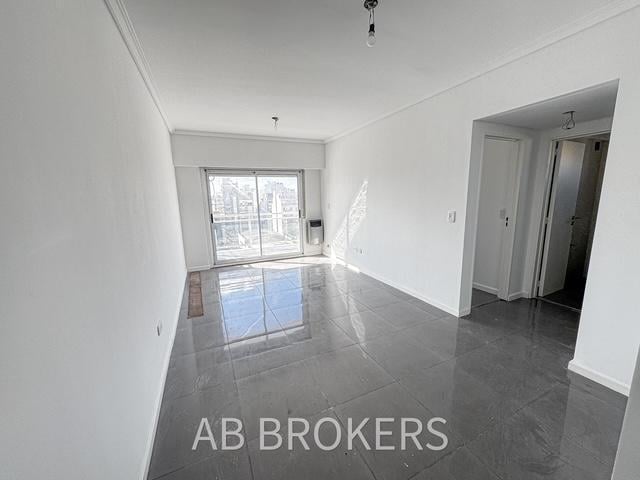 Foto de Departamento 2 ambientes en alquiler en Caballito - Cochera Opcional, imagen 2