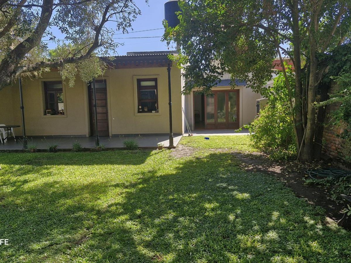 Casa en Venta en Cañuelas Centro Velz Sardfield y Brandsen 2