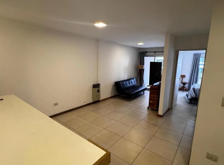 Alquiler 1 dormitorio con balcón en chacabuco 788- Nueva Cordoba 4