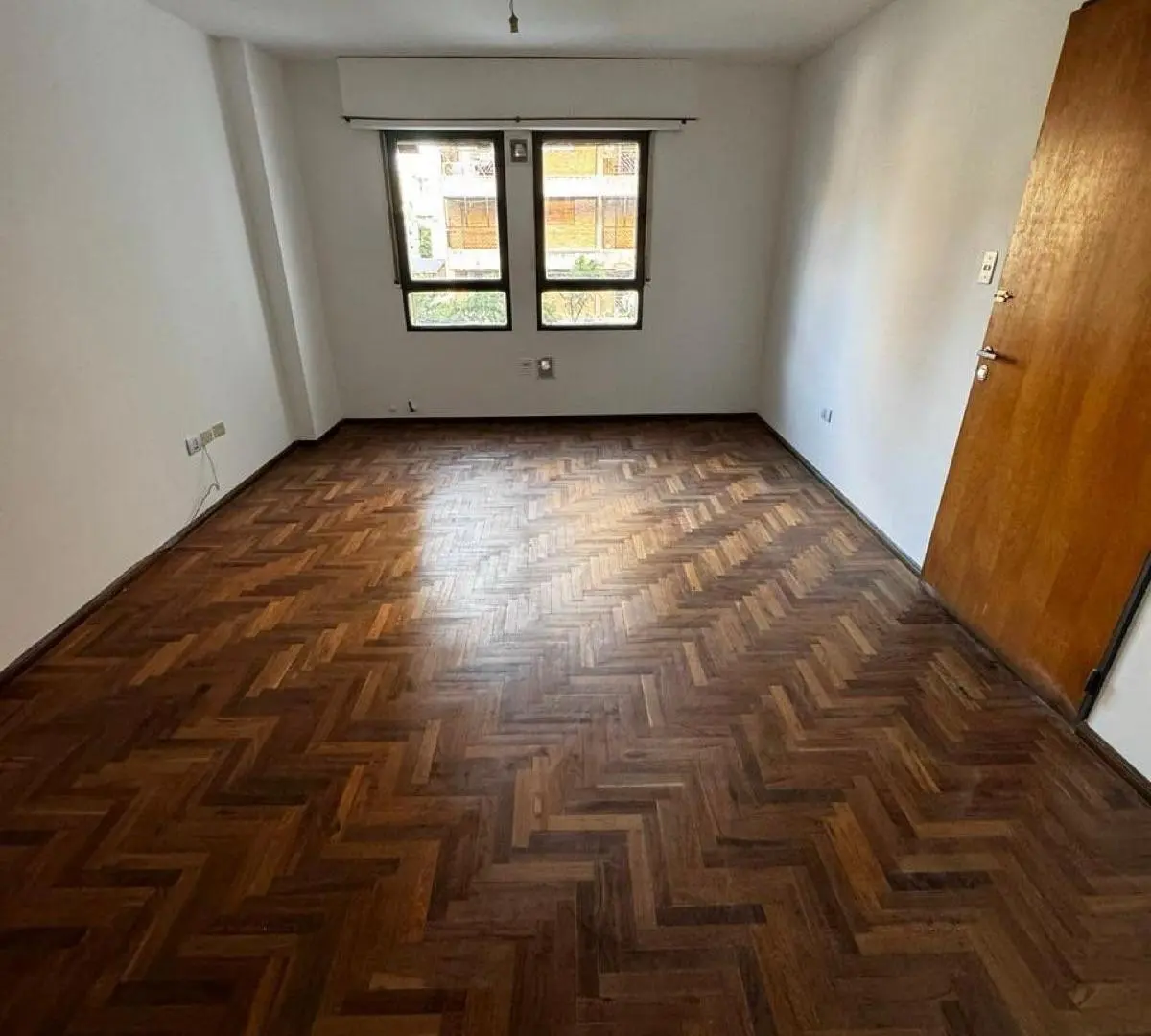 Vendo Departamento de 1 dormitorio sobre independencia a metros del Hospital Allende - Nueva Córdoba 3