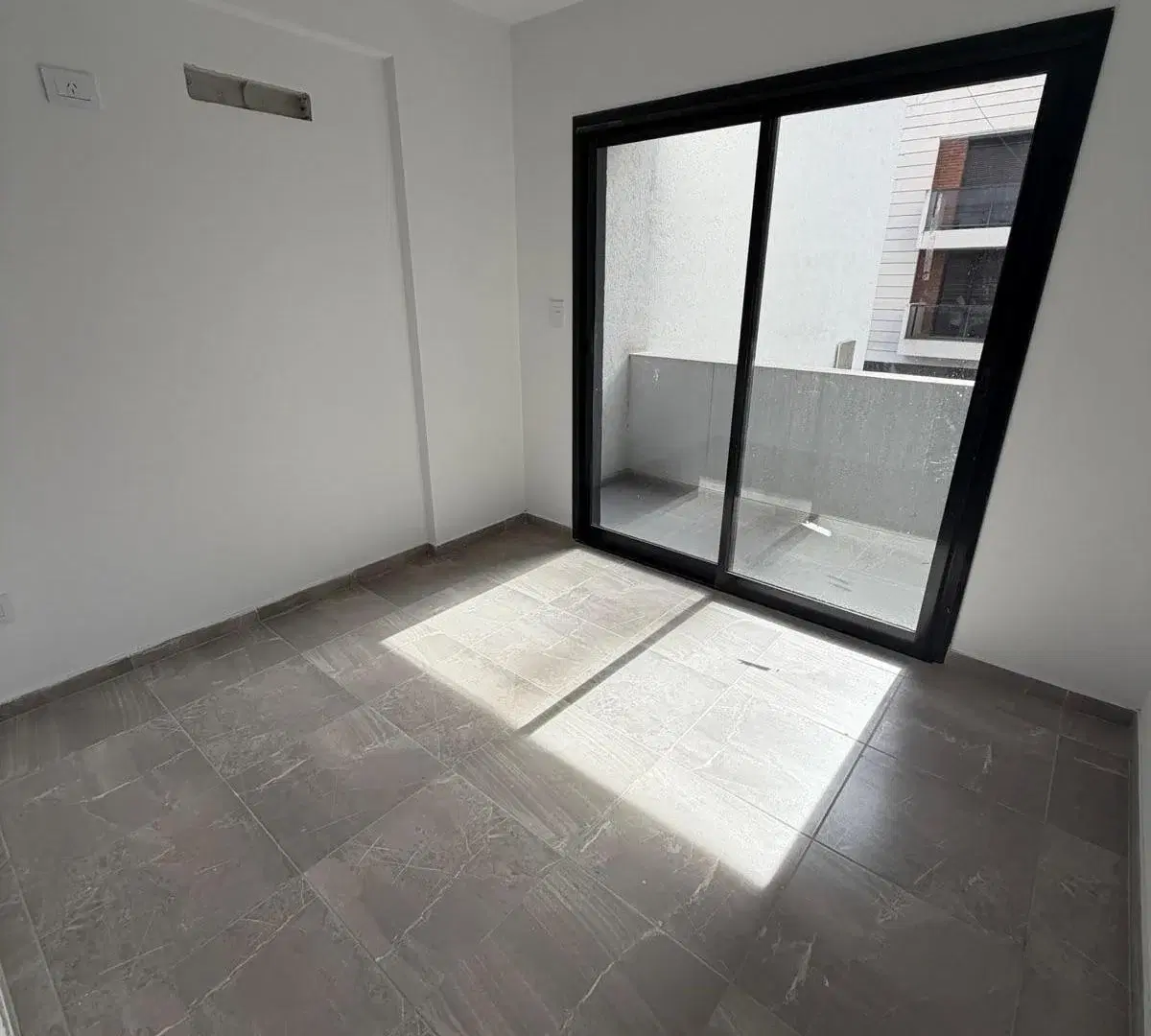 Alquilo departamento de 1 dormitorio a estrenar fructuoso rivera 139, casi esquina obispo trejo 5