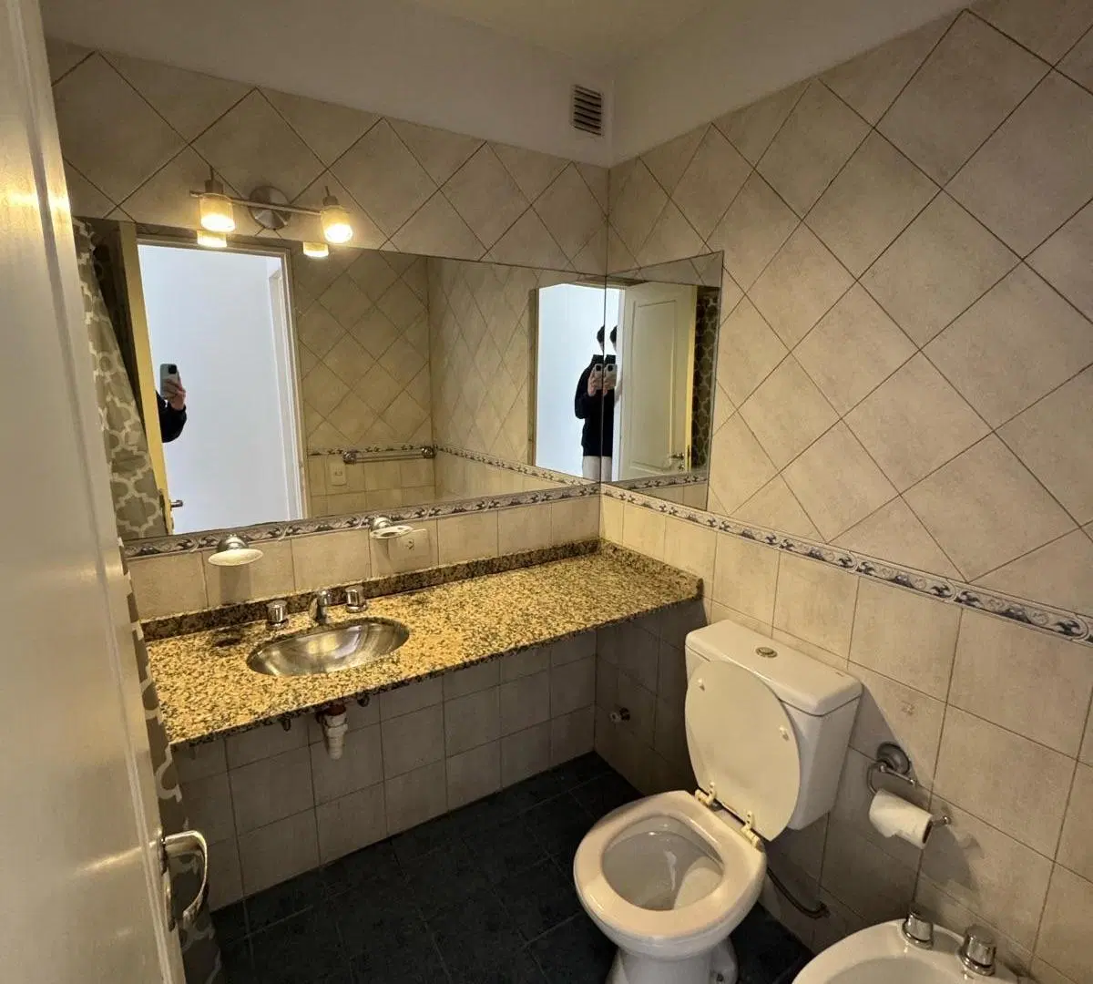 Alquilo departamento de 1 dormitorio a cuadras de plaza españa, nueva cordoba 5