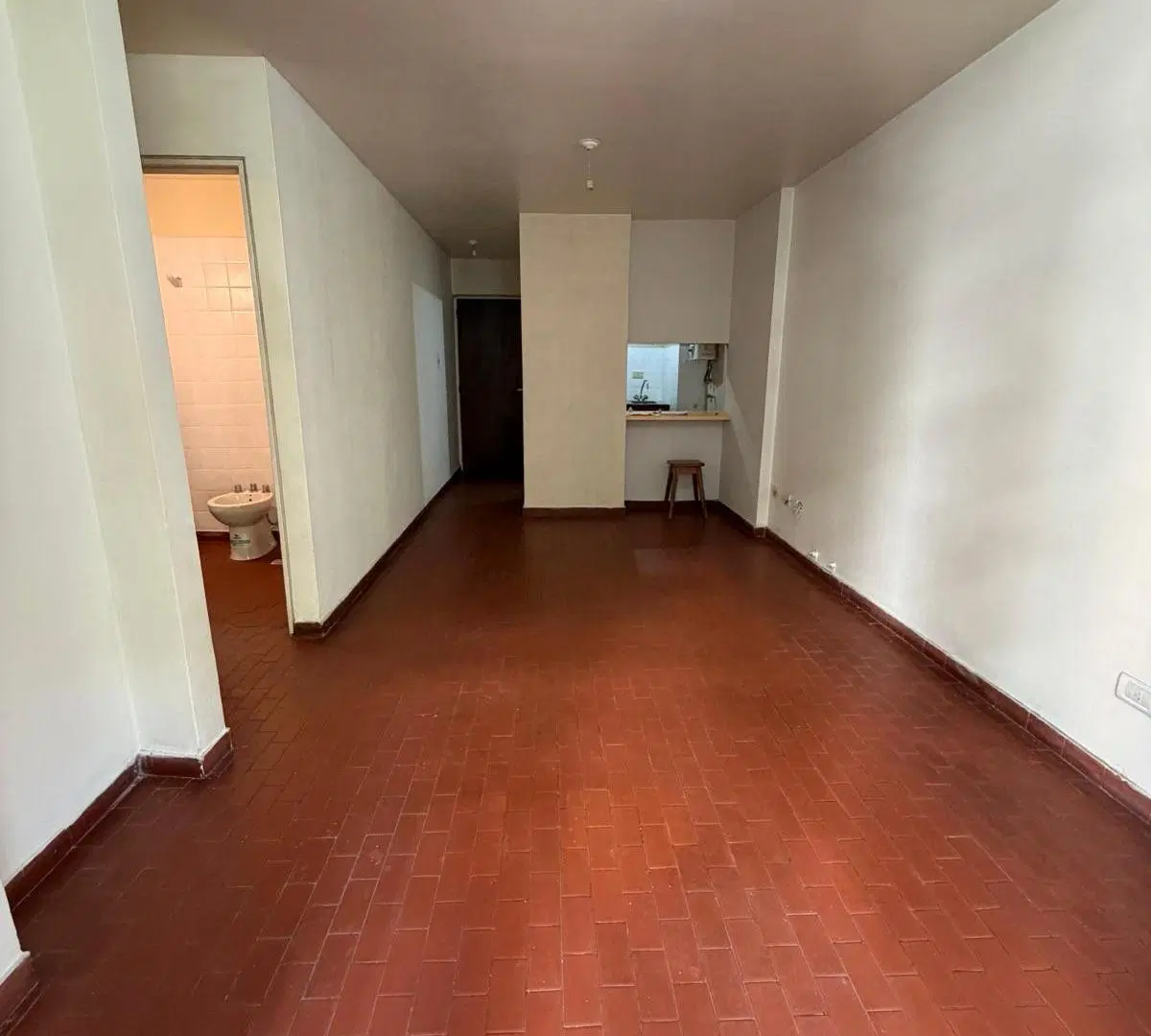 alquilo departamento de 1 dormitorio a cuadras del patio olmos 3
