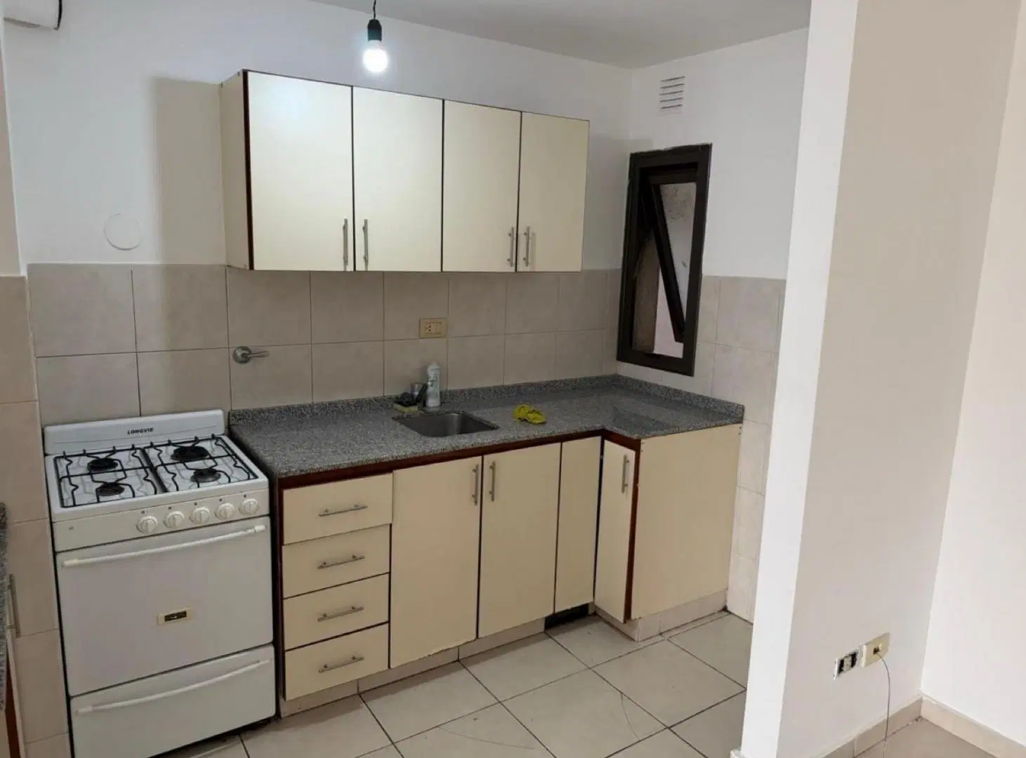 Alquilo departamento de 1 dormitorio a metros de parque sarmiento en Nueva Cordoba 3