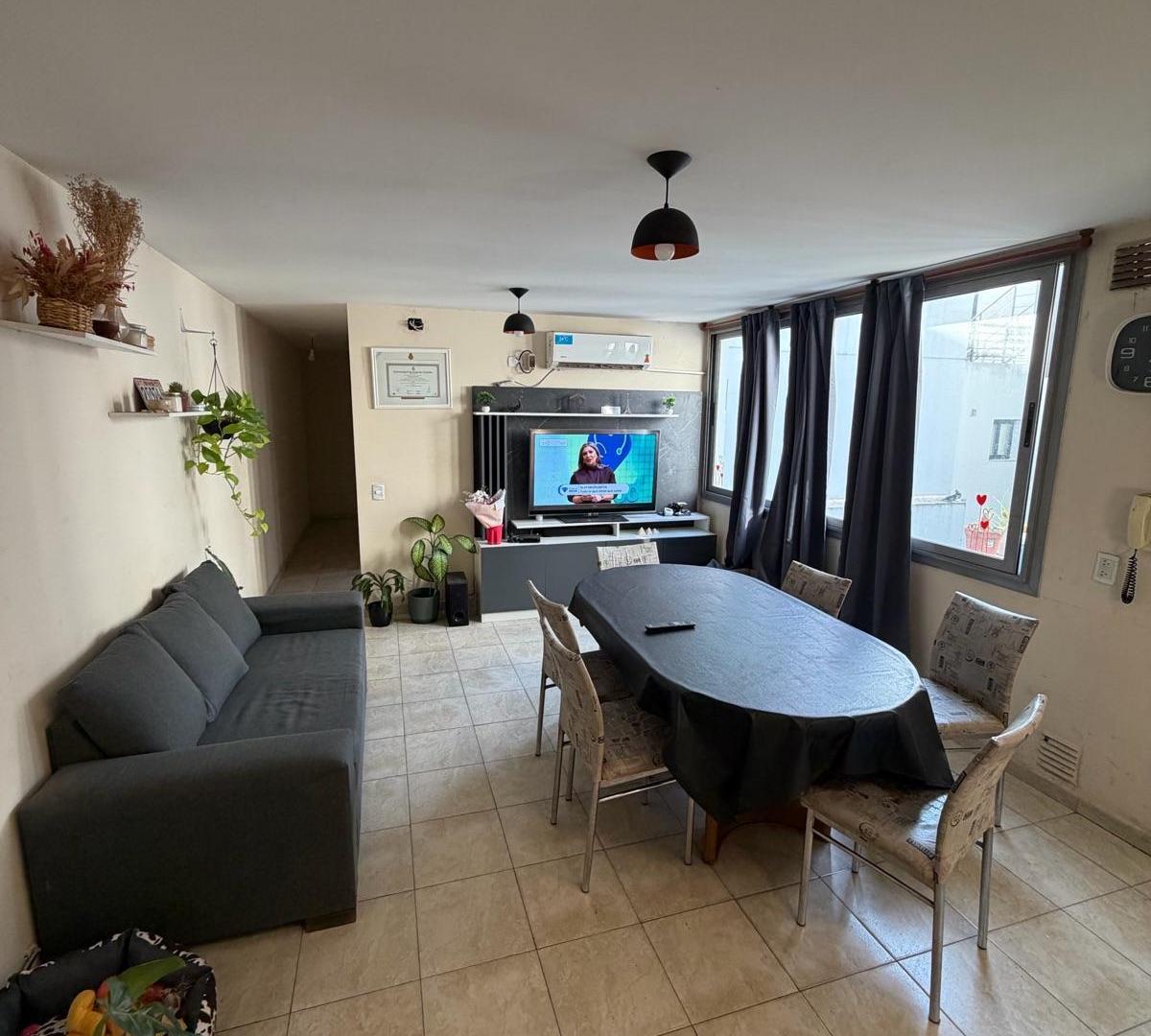 Foto de Vendo Departamento 2 dormitorios con terraza propia a metros de Plaza, imagen 5