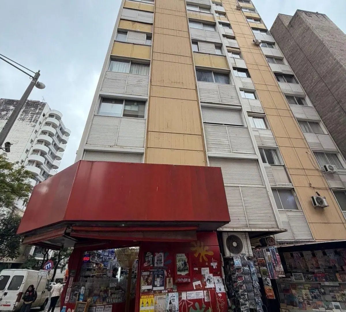 Departamento en venta en oportunidad de 2 dormitorios sobre Rondeau equina Bs As - Nueva Cordoba 2