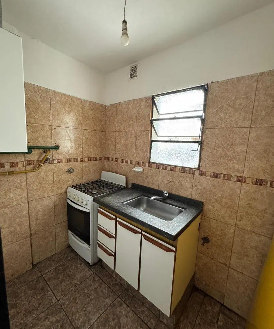 Alquilo Departamento 2 dormitorios en Arturo M bas 613 3