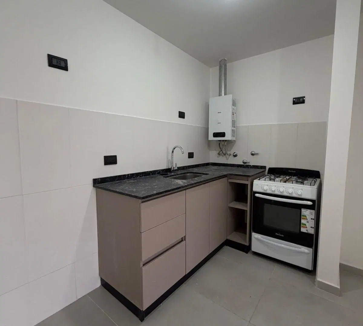 Departamento en venta de 1 dormitorio a estrenar a metros del Patio Olmos - Nueva Cordoba 3