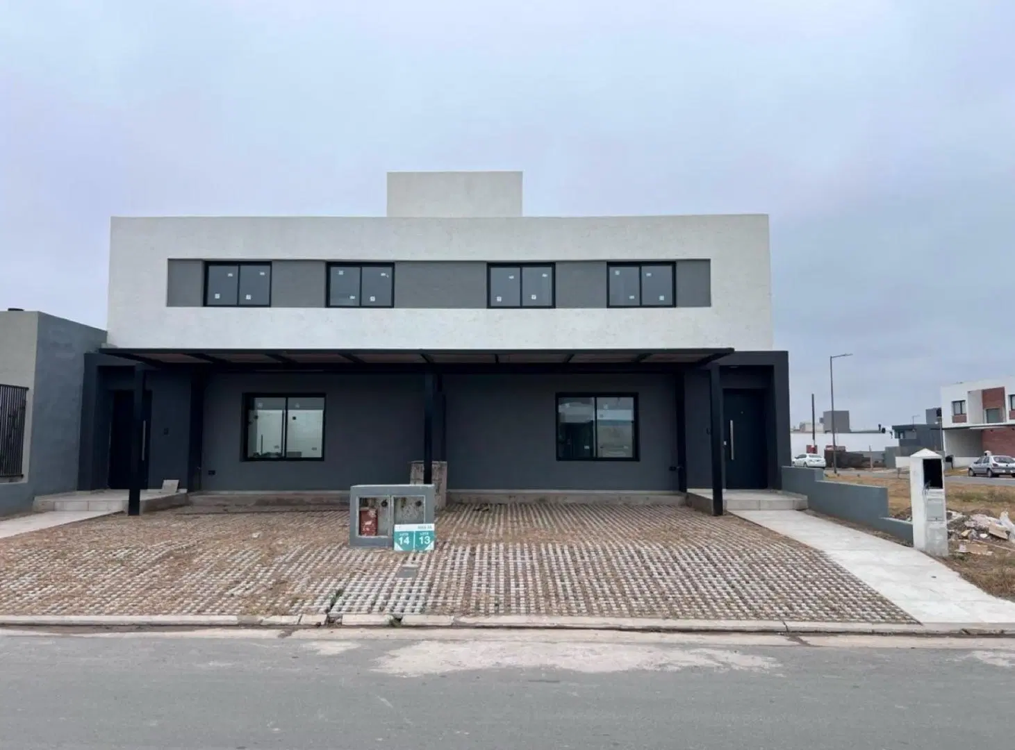 Gran Dúplex en venta de 2 dormitorios a estrenar con Patio propio - Rincones de Manantiales 1