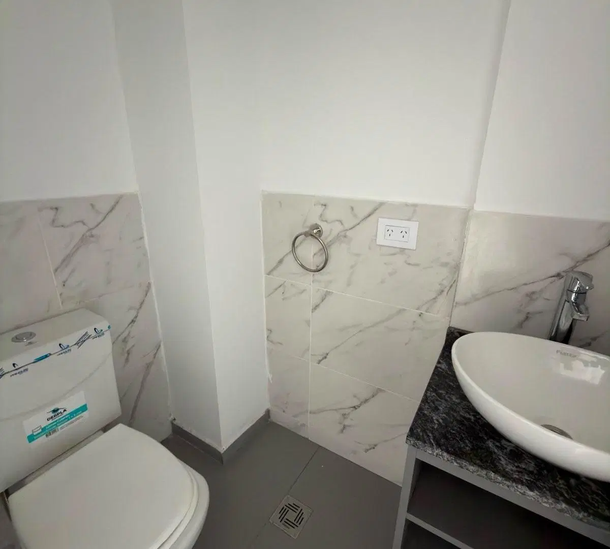 Alquilo duplex de 2 dormitorios con asador y terraza propia en Nueva Cordoba 2