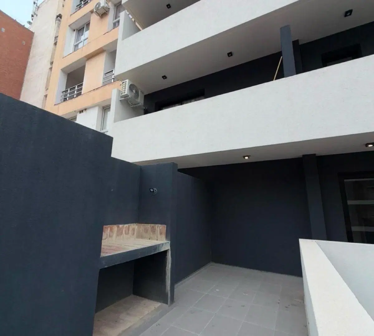 Alquilo departamento de 1 dormitorio con asador y pileta propia en Nueva Cordoba 2