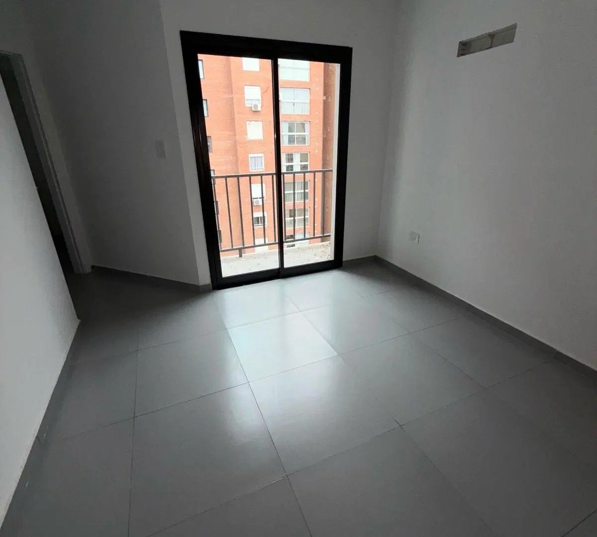 Alquilo departamento de 1 dormitorio a estrenar a metros de av. estrada en Nueva Cordoba 1