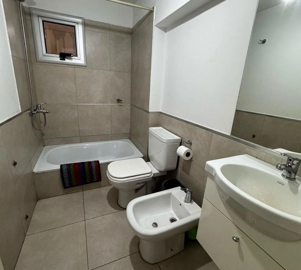 Alquilo departamento de 1 dormitorio próximo a ciudad universitaria Nueva Córdoba 1