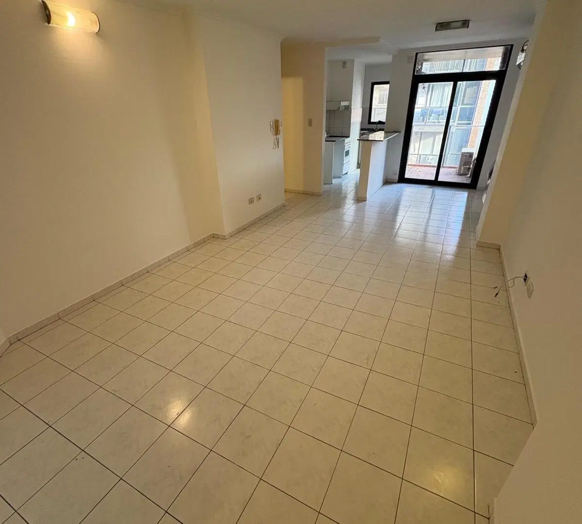 Departamento en venta de 2 dormitorios en Av Estrada e independencia - Nueva Cordoba 2