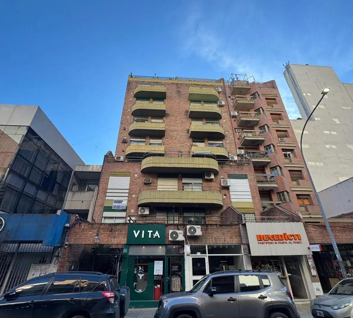Alquilo departamento de 1 dormitorio en san lorenzo 237 casi esquina chacabuco en Nueva Cordoba 4