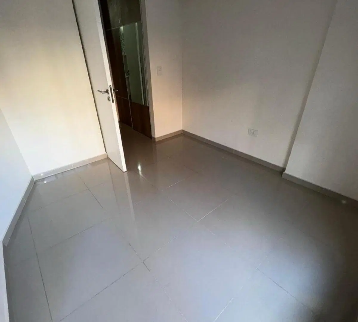 Alquilo departamento de 1 dormitorio proximo a ciudad universitaria en Nueva Cordoba 3