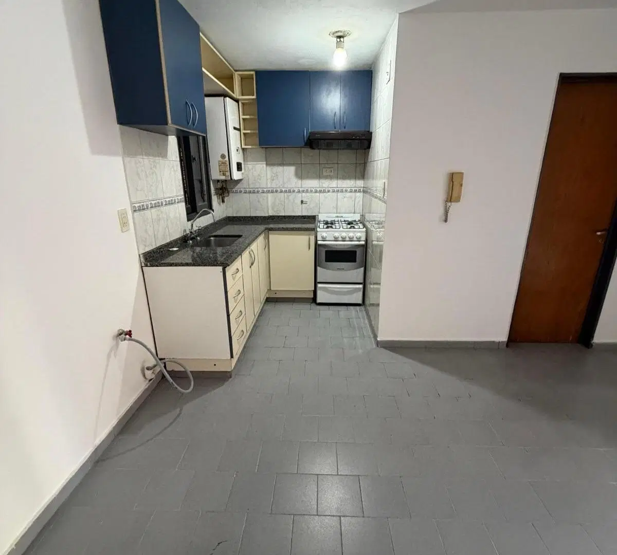 Alquilo departamento de 1 dormitorio en Av Pueyrredon 73 a metros de plaza españa en Nueva Cordoba 3