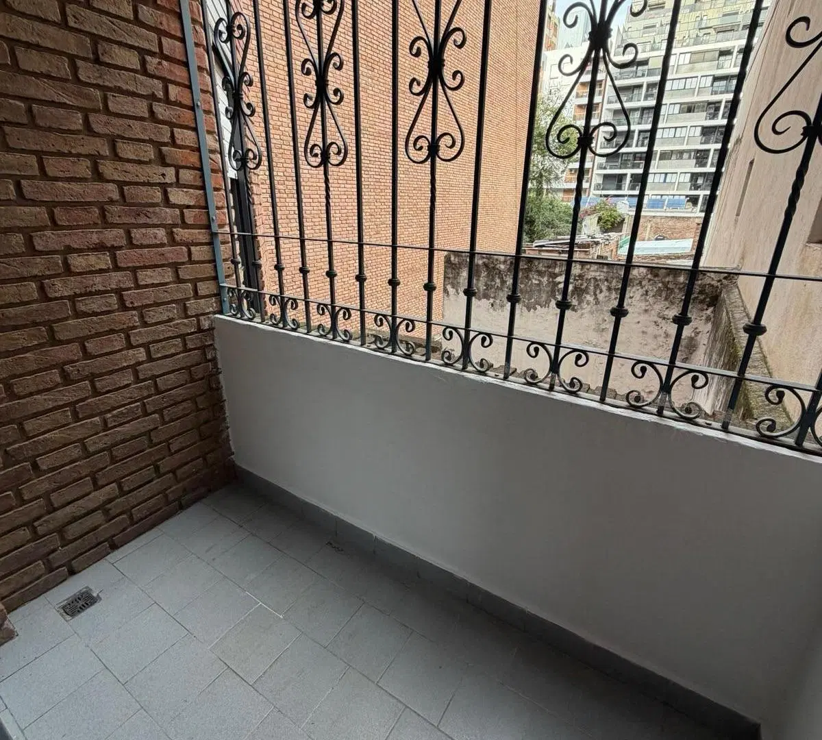 Alquilo departamento de 1 dormitorio en Av Pueyrredon 73 a metros de plaza españa en Nueva Cordoba 4