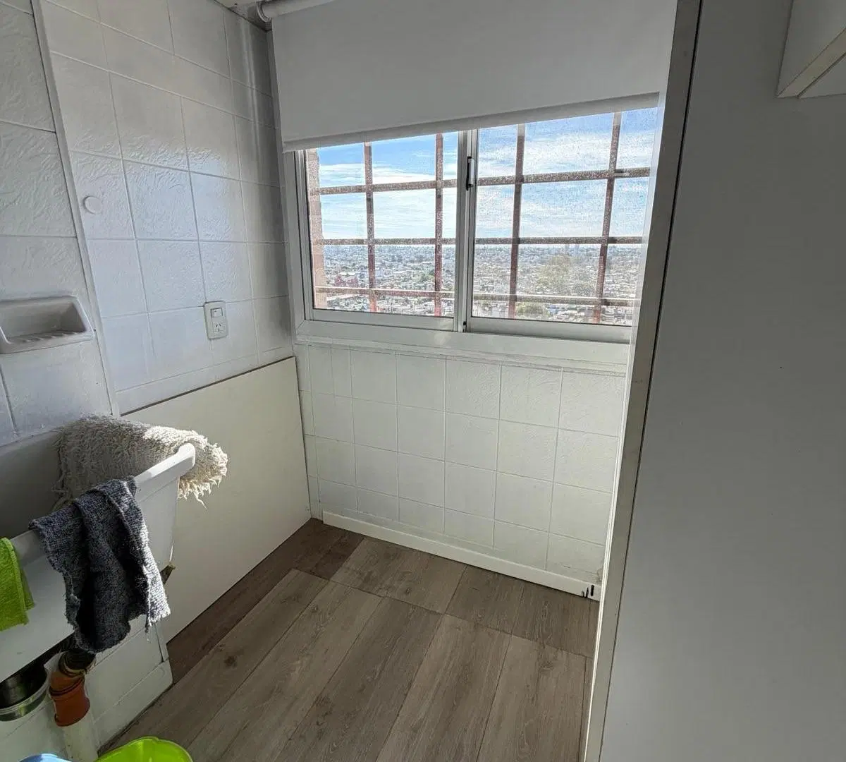 Alquilo departamento de 3 dormitorios con excelentes vistas en barrio Alberdi 4