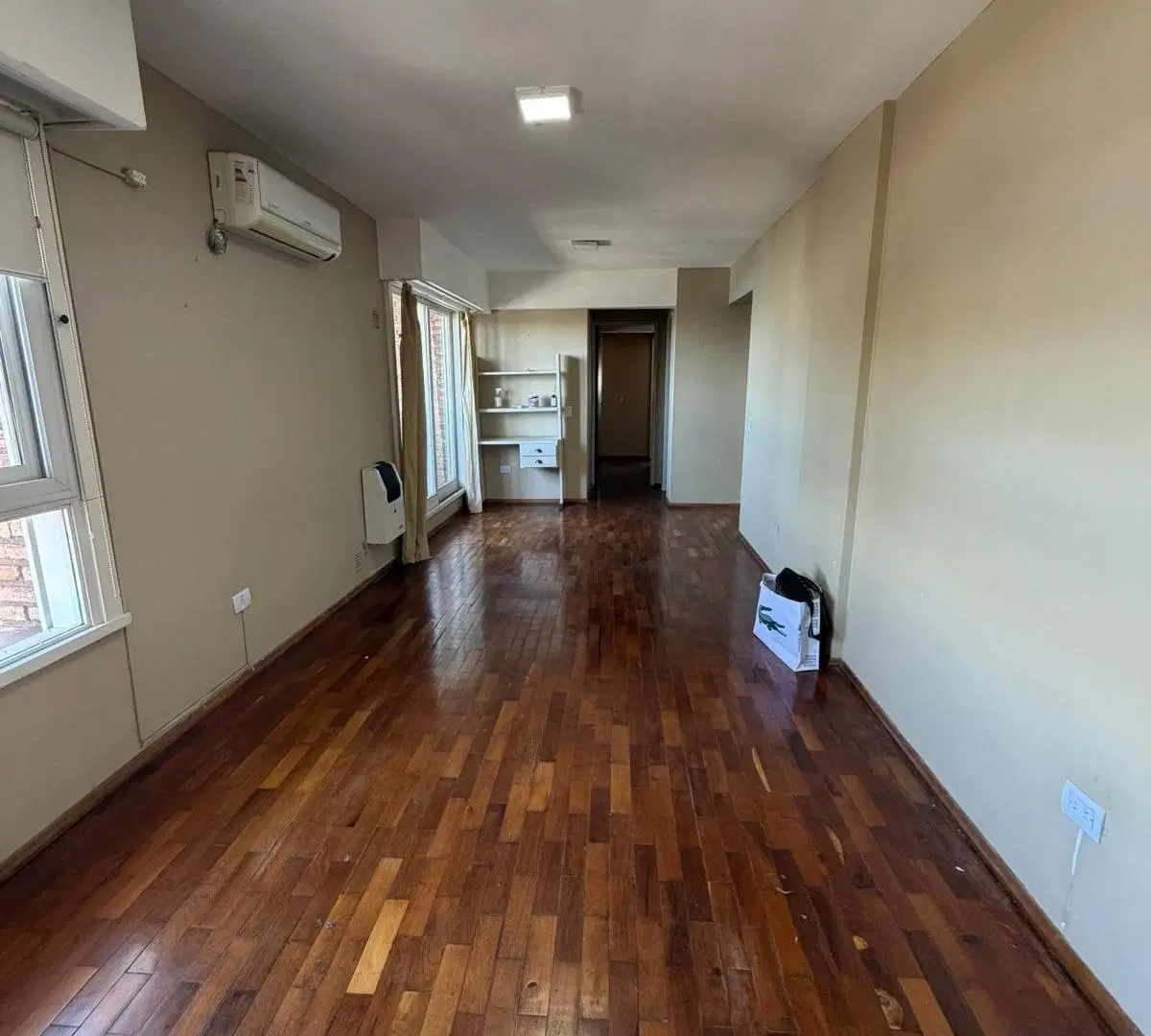 Alquilo departamento de 3 dormitorios con excelentes vistas en barrio Alberdi 8