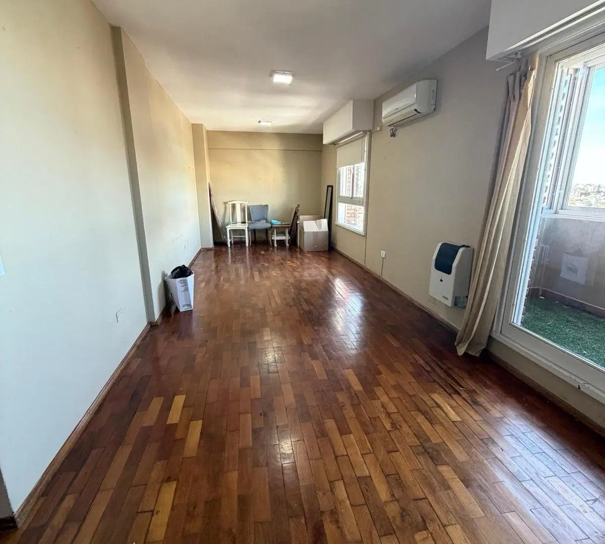 Alquilo departamento de 3 dormitorios con excelentes vistas en barrio Alberdi 3