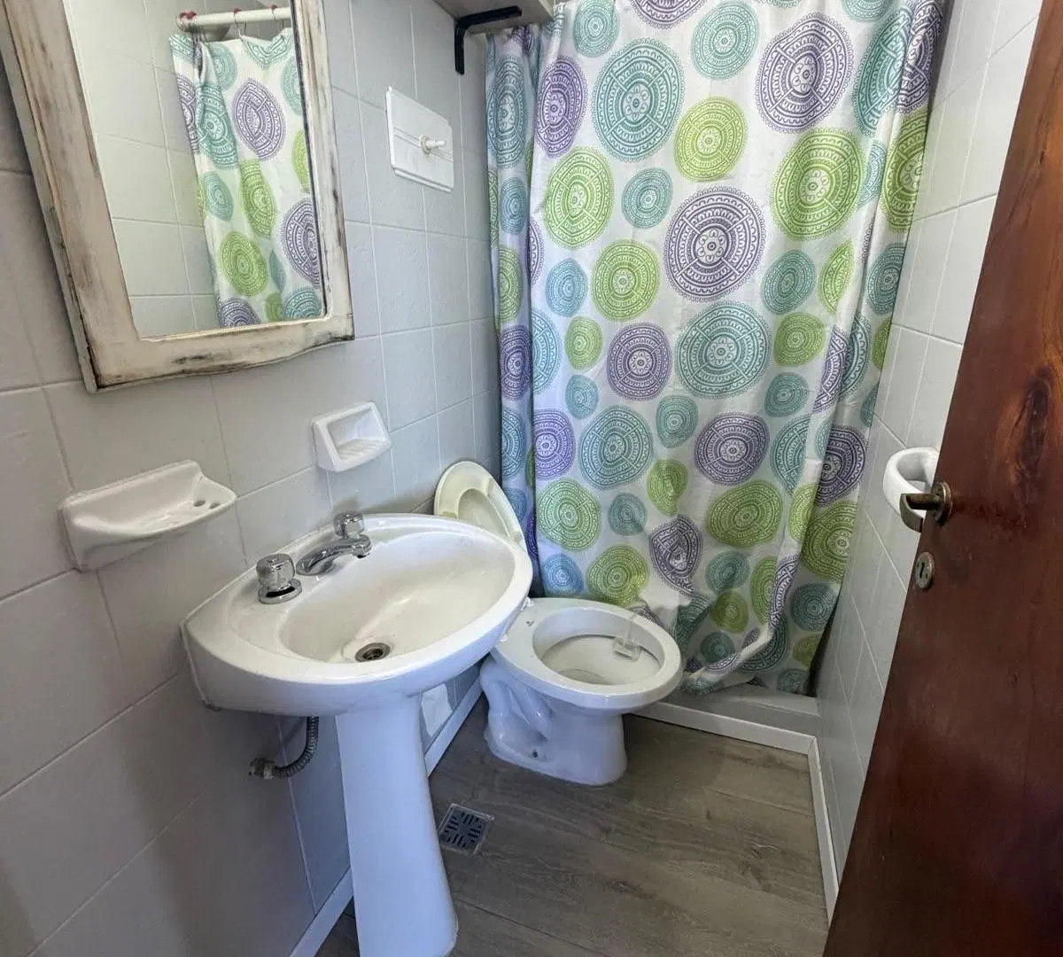 Alquilo departamento de 3 dormitorios con excelentes vistas en barrio Alberdi 5