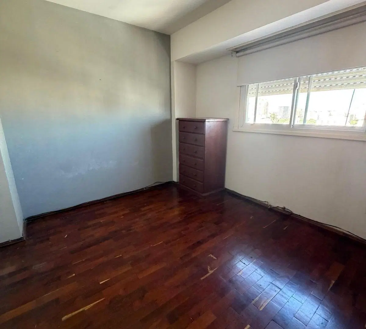 Alquilo departamento de 3 dormitorios con excelentes vistas en barrio Alberdi 1