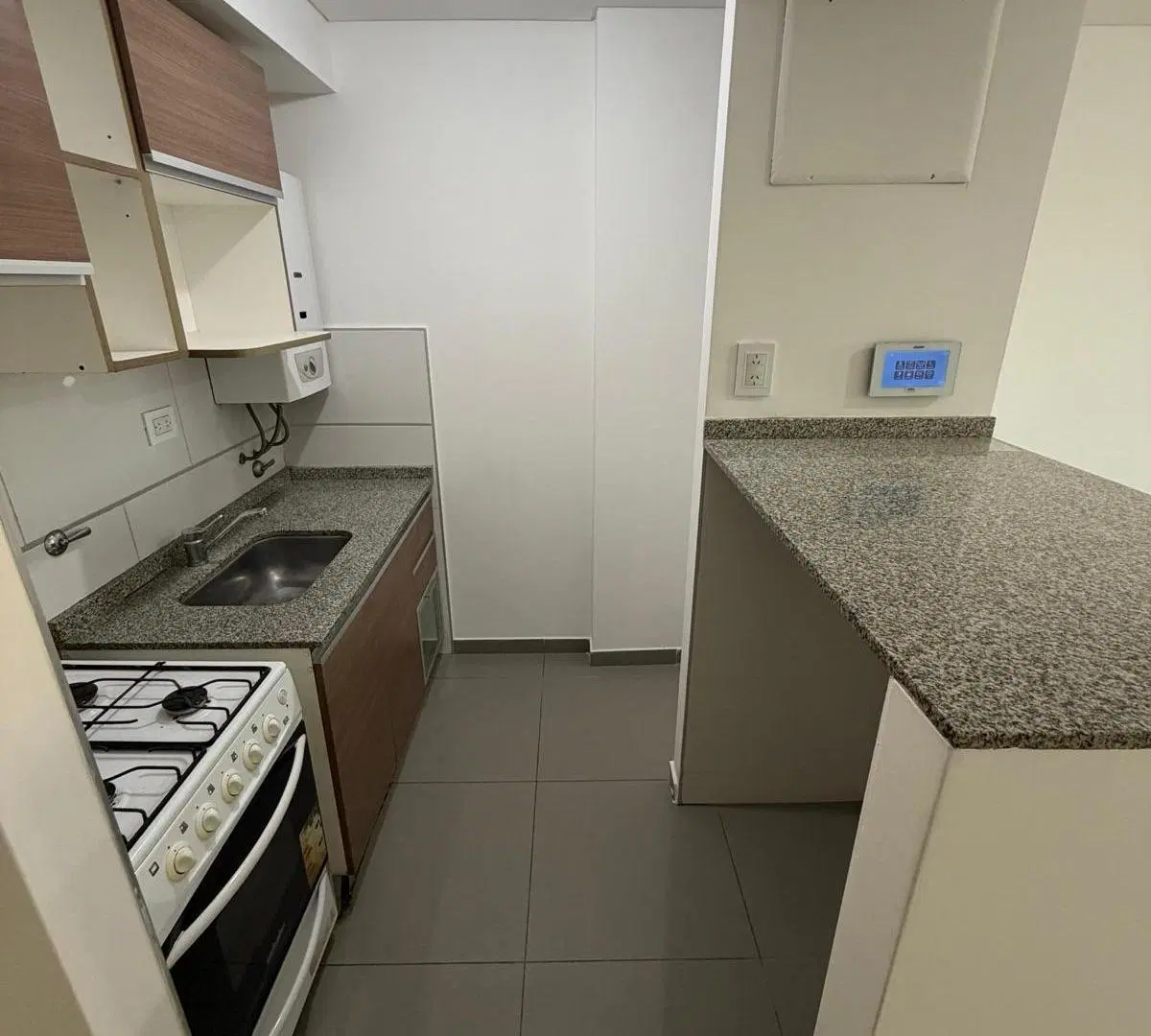Alquilo departamento en torre gamma de 1 dormitorio en quebradas de las rosas 8