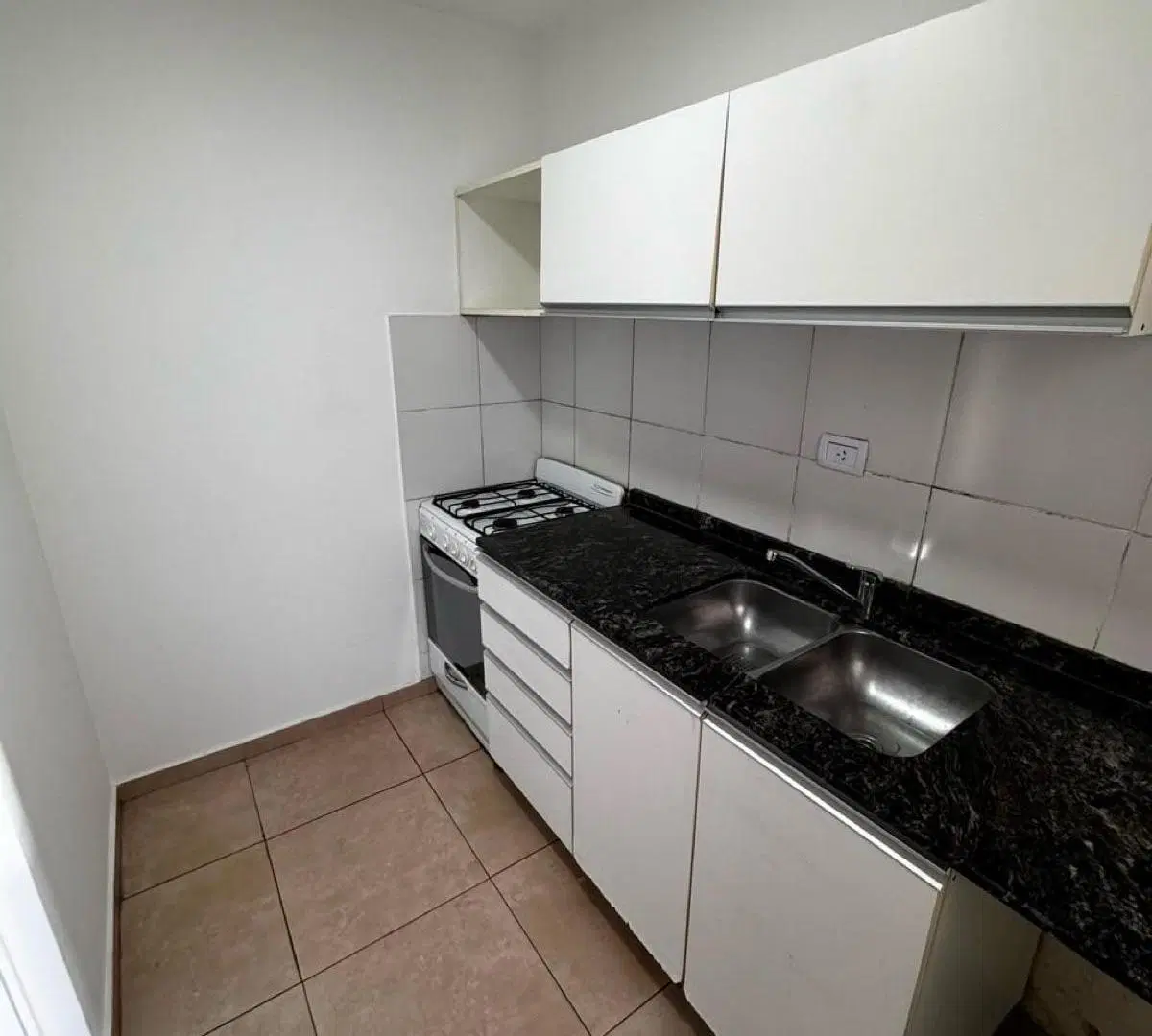 Alquilo departamento de 1 dormitorio en barrio general paz ubicado sobre calle 24 de septiembre 1739 3