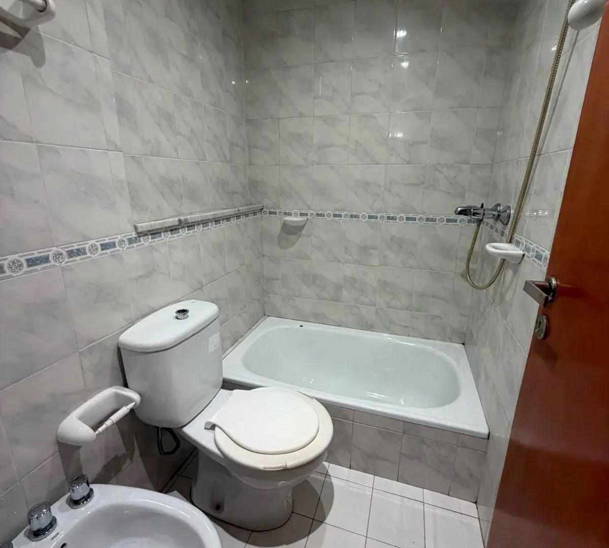 Alquilo departamento de 2 dormitorios en calle Obispo oro 441 en Nueva Cordoba 2