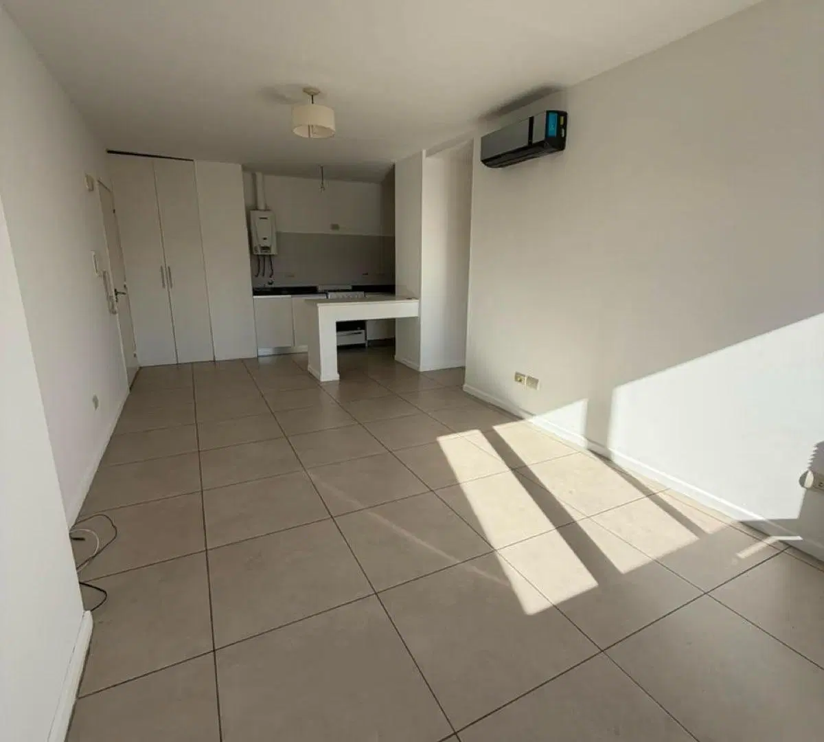 Alquilo departamento de 1 dormitorio en complejo Milenica en Crisol Norte 8