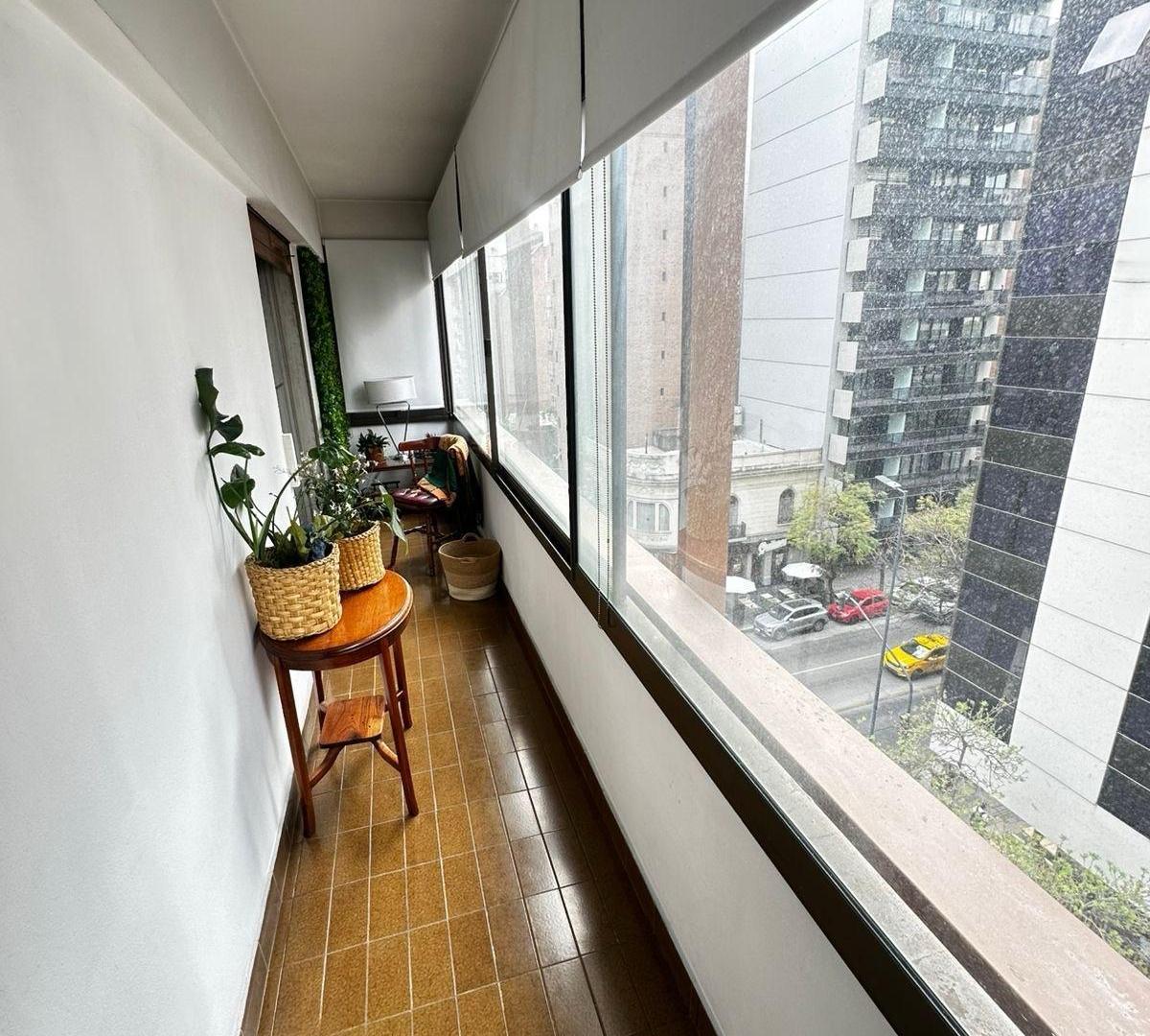 Foto de Departamento en venta de 3 dormitorios sobre Estrada esquina, imagen 4