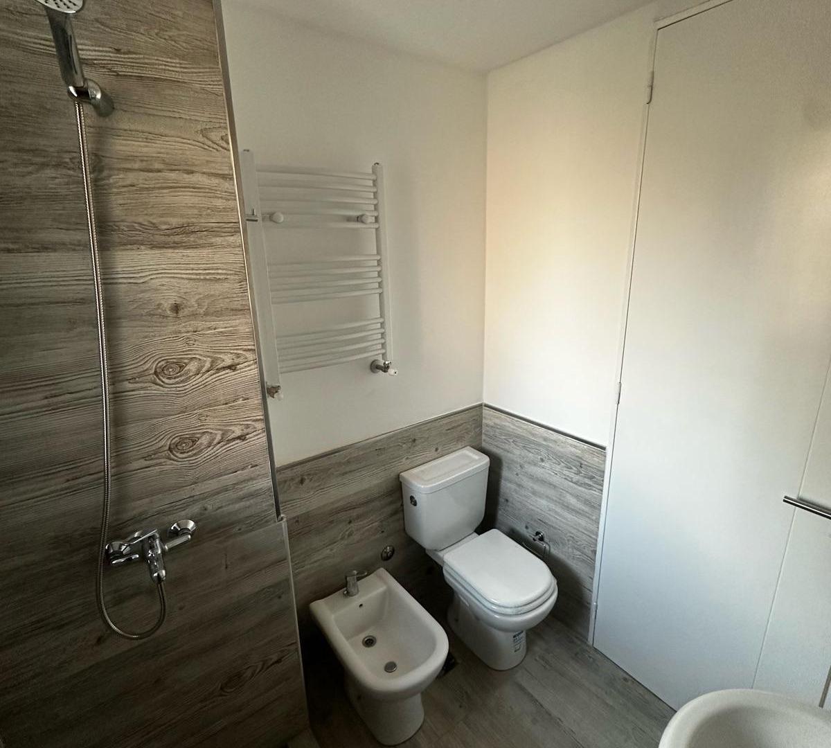 Foto de Departamento en venta de 2 dormitorios a metros del Parque Sarmiento - Nueva Córdoba, imagen 1