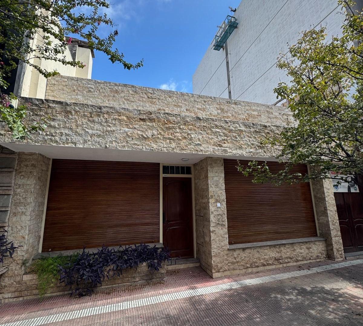 Foto de Alquilo Casa a metros del parque las tejas y ciudad universitaria- Nueva Córdoba, imagen 1