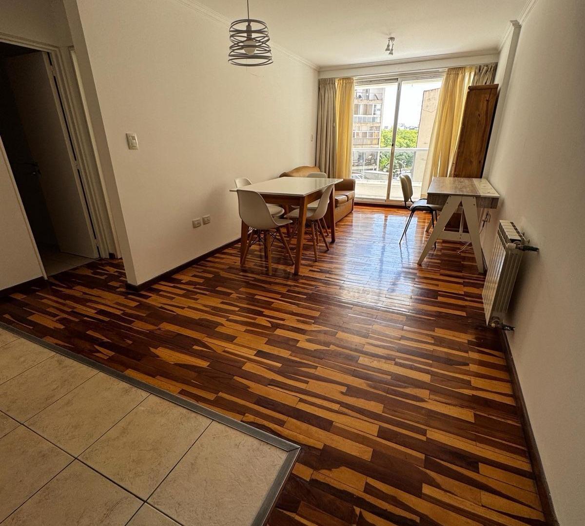 Foto de Alquilo departamento de un dormitorio frente al patio olmos en Nueva, imagen 3