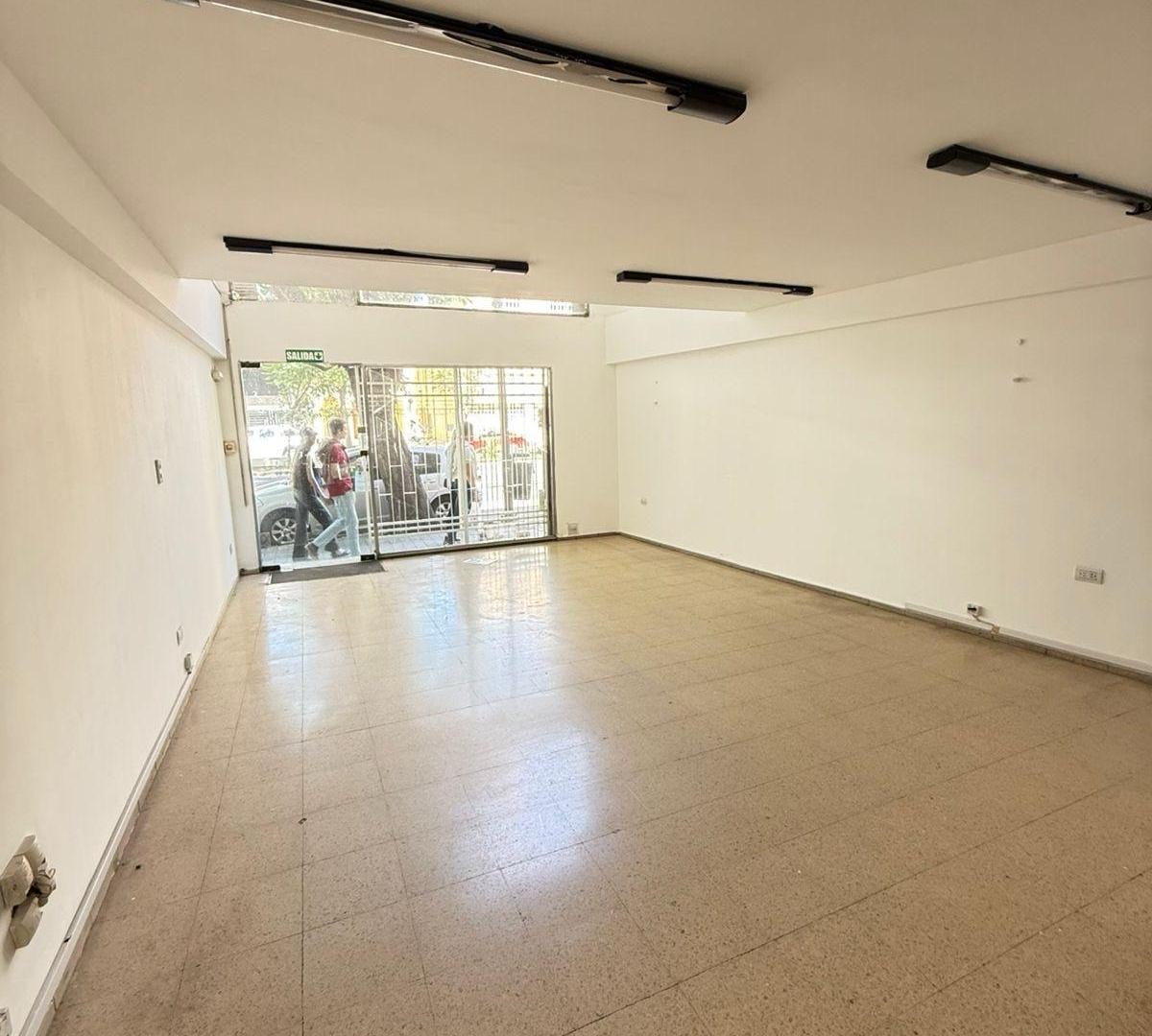 Foto de Excelente Local comercial en el Centro de Cordoba., imagen 1
