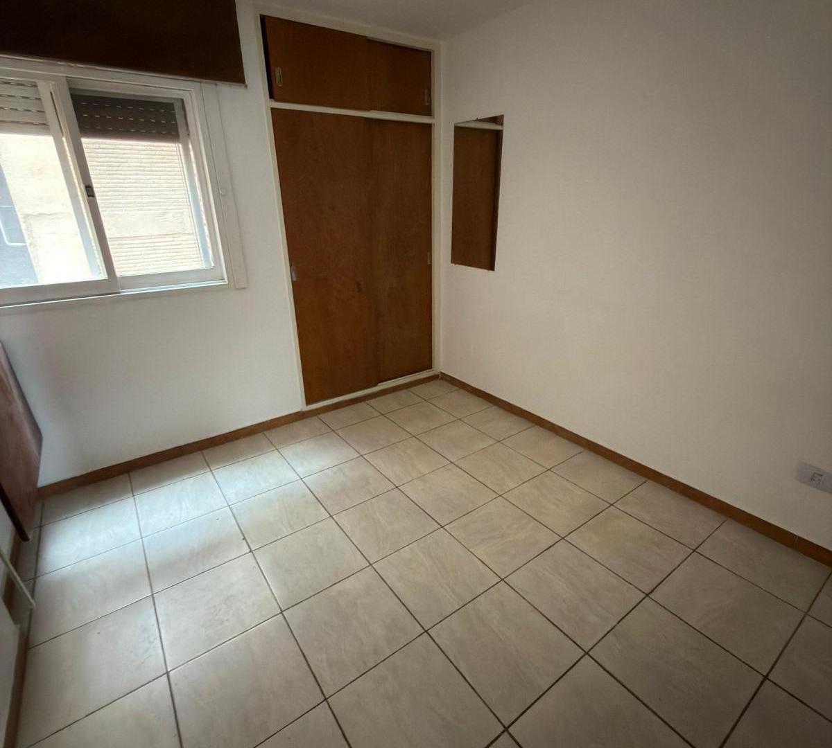 Foto de Alquilo departamento de 2 dormitorios ubicado en peru 114 esquina, imagen 4