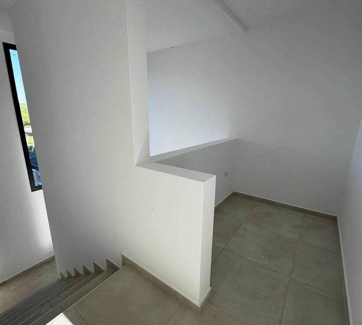 Foto de Alquilo duplex en Claros del Bosque, imagen 3