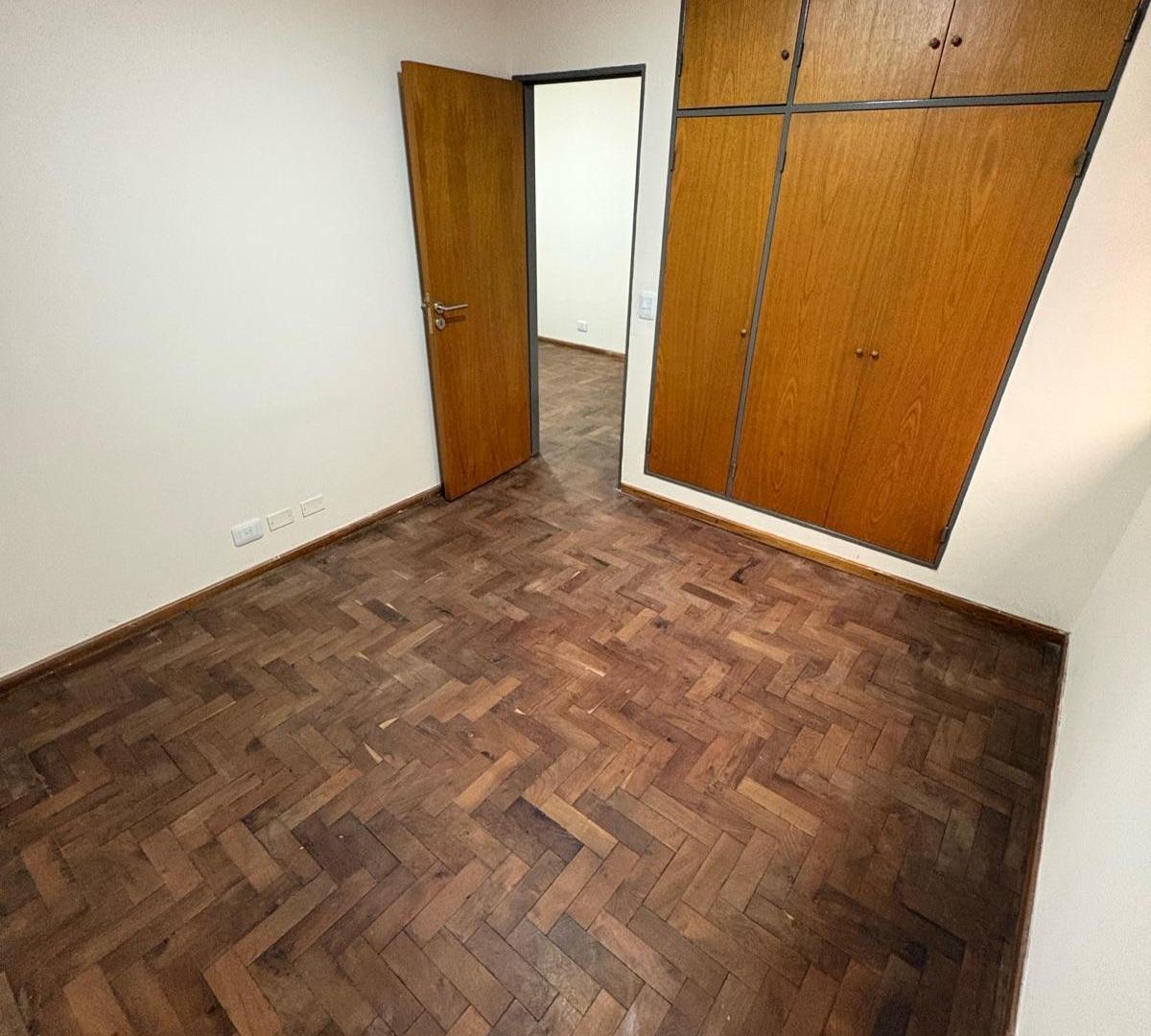 Foto de Departamento en venta de 2 dormitorios en San Lorenzo esq ituzaingo, imagen 2