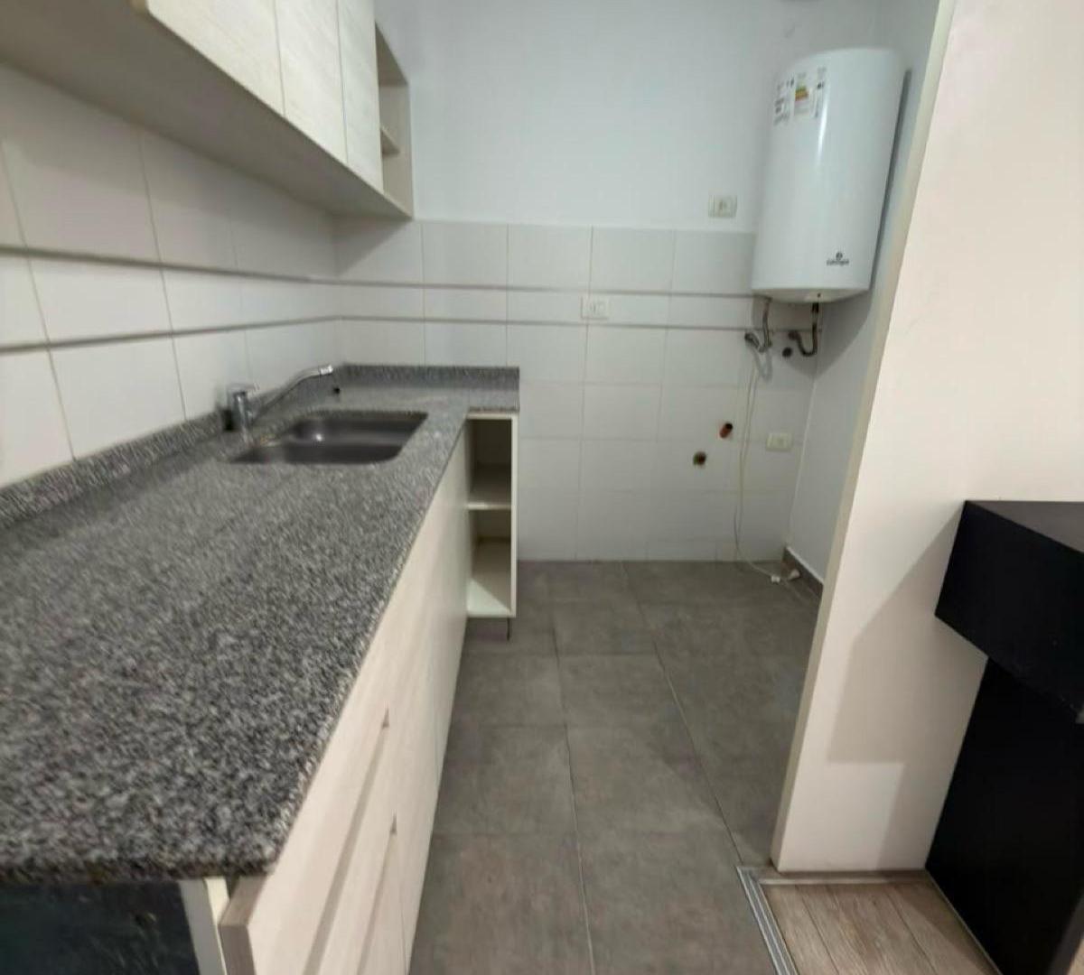 Foto de Alquilo departamento de 1 dormitorio con 2 balcones en barrio centro, imagen 2